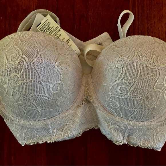 NEW Leonisa Bra size 34B white lace push up 
Padded Balconette - Picture 1 of 3